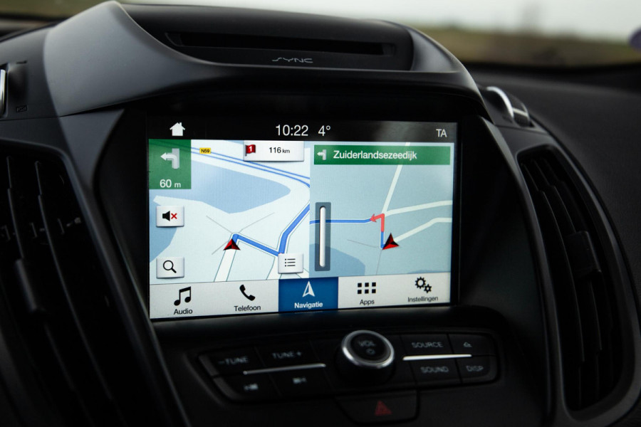 Ford Kuga 1.5 EcoBoost ST Line CAMERA / CARPLAY / TREKHAAK / 2000 KG / STOEVERWRMING / 150 PK