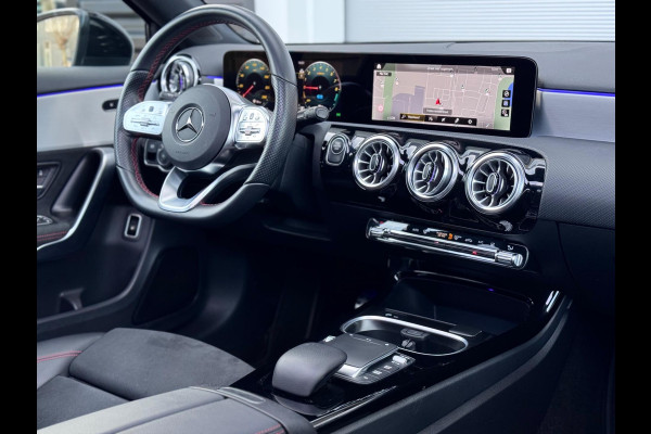 Mercedes-Benz A-Klasse 250 e AMG Line Pano/Sfeer/Camera