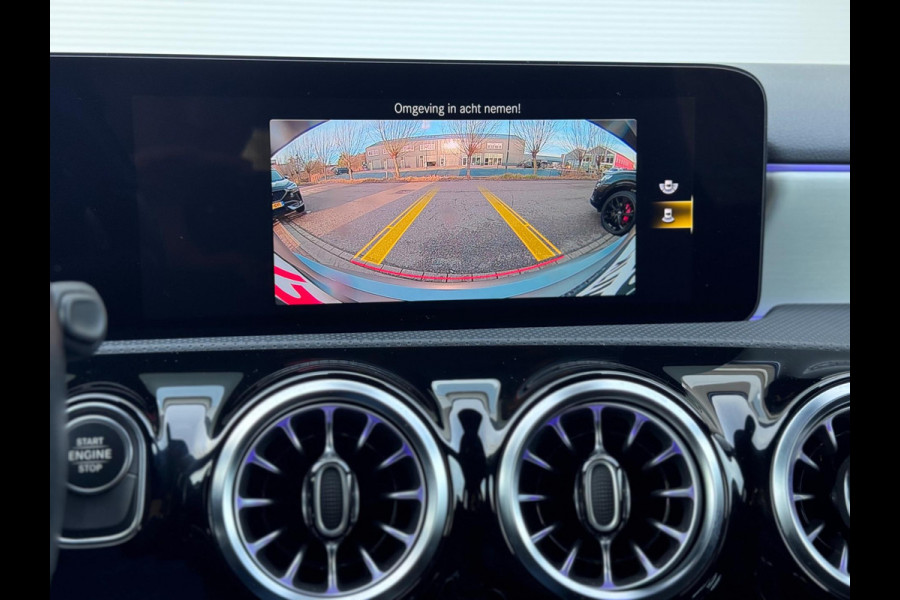 Mercedes-Benz A-Klasse 250 e AMG Line Pano/Sfeer/Camera