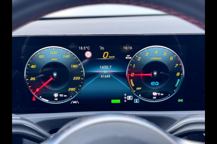 Mercedes-Benz A-Klasse 250 e AMG Line Pano/Sfeer/Camera