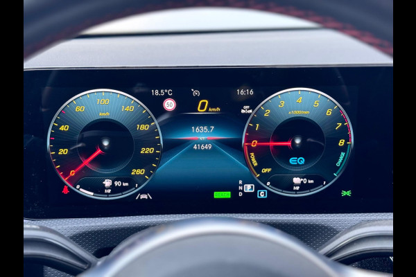 Mercedes-Benz A-Klasse 250 e AMG Line Pano/Sfeer/Camera