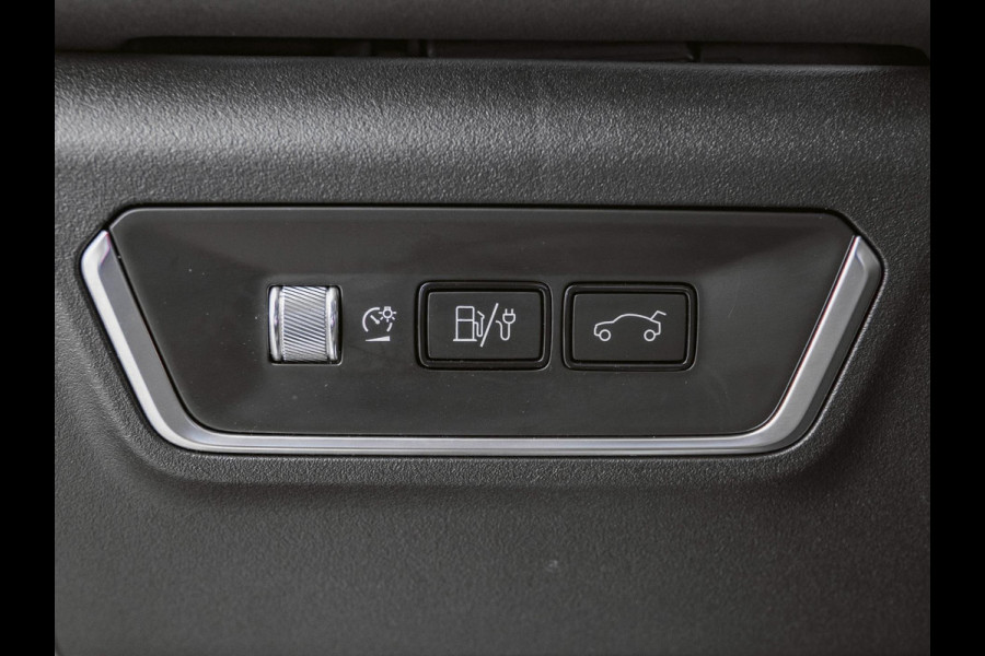 Lynk & Co 01 1.5 Panoramadak/360° Camera/ACC/Stoelverwarming