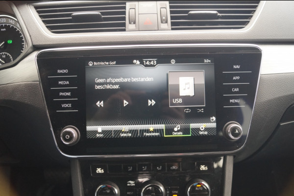 Škoda Superb Combi 1.5 TSI 150pk DSG Business Edition -NAVI-ECC-