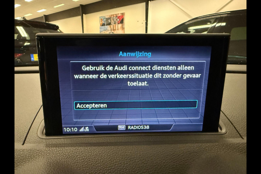 Audi A3 Sportback 1.5 TFSI Sport S Line Edition NAVI/CAM/ECC/PDC/CRUISE/LED///