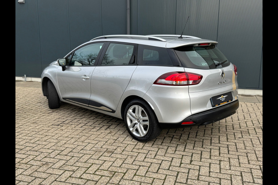 Renault Clio Estate 1.2 16V Life * Navigatie * Parkeersensoren * Cruise Control *