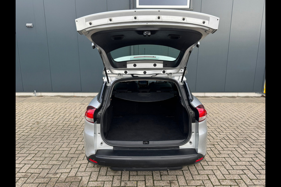 Renault Clio Estate 1.2 16V Life * Navigatie * Parkeersensoren * Cruise Control *