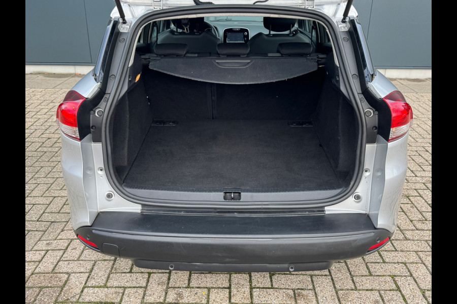 Renault Clio Estate 1.2 16V Life * Navigatie * Parkeersensoren * Cruise Control *
