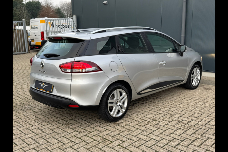 Renault Clio Estate 1.2 16V Life * Navigatie * Parkeersensoren * Cruise Control *