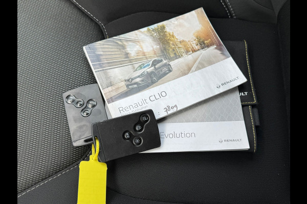 Renault Clio Estate 1.2 16V Life * Navigatie * Parkeersensoren * Cruise Control *