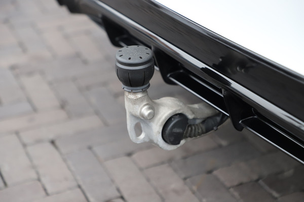 Mercedes-Benz E-Klasse AMG 53 4MATIC+ | 612PK | Achterasbesturing | Hyperscreen | Head-up | Schaalstoelen | Burmester 4D | Sfeerverlichting | 2024.