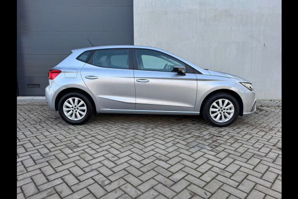 Seat Ibiza 1.0 EcoTSI Style * Navigatie * Parkeersensoren * Climate Control * Lichtmetalen Velgen *
