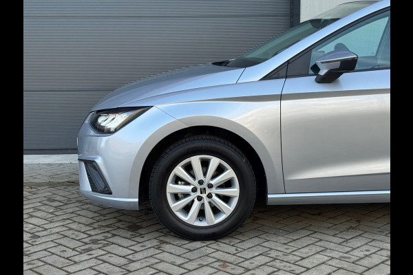 Seat Ibiza 1.0 EcoTSI Style * Navigatie * Parkeersensoren * Climate Control * Lichtmetalen Velgen *