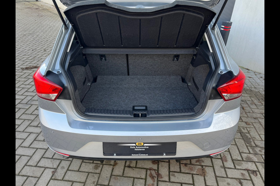Seat Ibiza 1.0 EcoTSI Style * Navigatie * Parkeersensoren * Climate Control * Lichtmetalen Velgen *