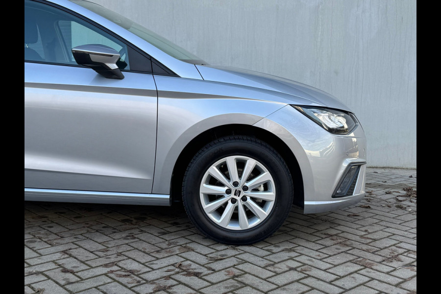 Seat Ibiza 1.0 EcoTSI Style * Navigatie * Parkeersensoren * Climate Control * Lichtmetalen Velgen *