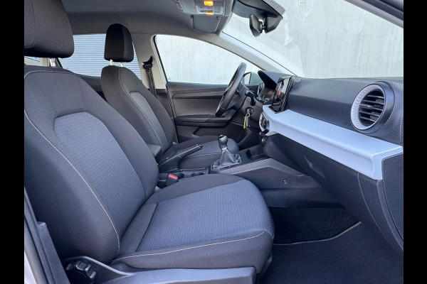 Seat Ibiza 1.0 EcoTSI Style * Navigatie * Parkeersensoren * Climate Control * Lichtmetalen Velgen *