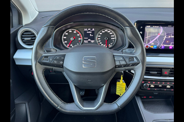 Seat Ibiza 1.0 EcoTSI Style * Navigatie * Parkeersensoren * Climate Control * Lichtmetalen Velgen *