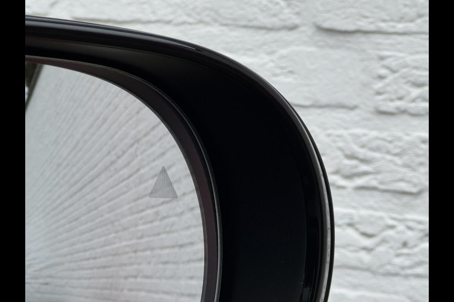 MINI Mini 2.0 JCW John Cooper Works XL Adaptive cruise Climate Cruise Pano 360 camera Navi Apple / Android Stoel-/stuurverwarming