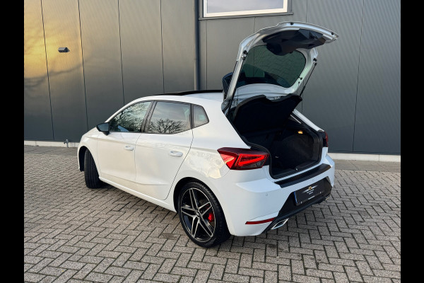 Seat Ibiza 1.5 TSI EVO FR Business Intense * Panorama * Camera * Beats * Keyless *