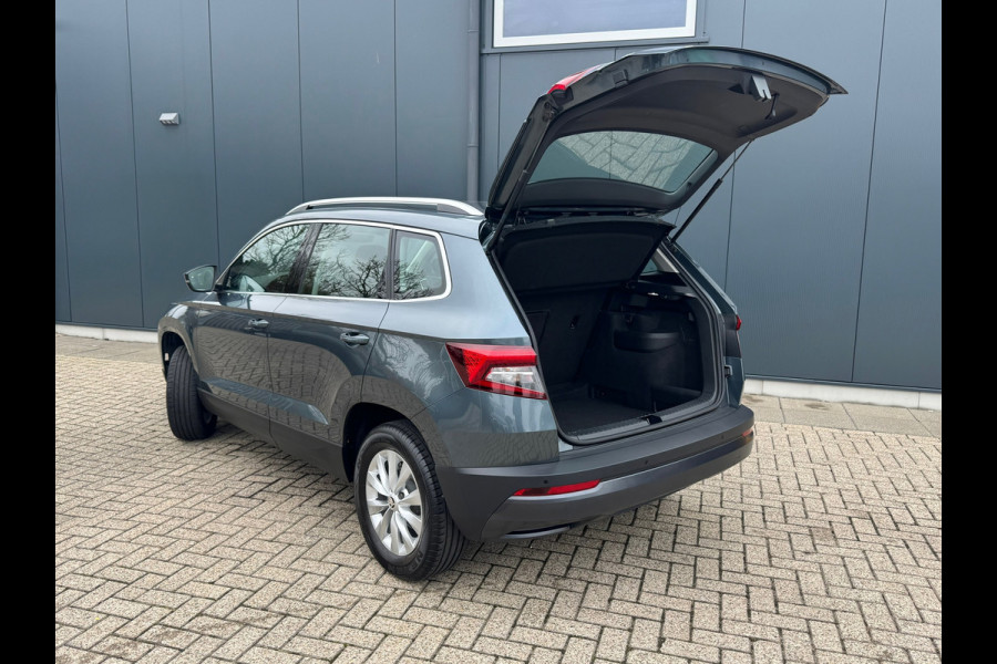 Škoda Karoq 1.0 TSI Ambition * Navigatie * Camera * Stoelverwarming * Cruise Control *