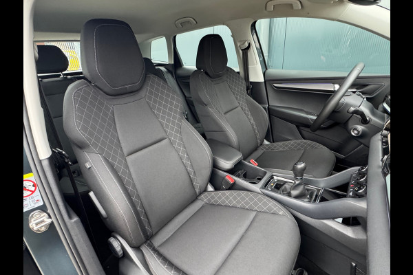 Škoda Karoq 1.0 TSI Ambition * Navigatie * Camera * Stoelverwarming * Cruise Control *