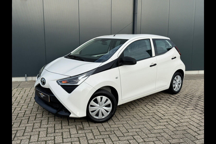 Toyota Aygo 1.0 VVT-i x * 5 deurs * Start/stop * Cruise *