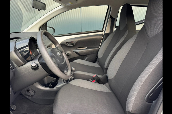 Toyota Aygo 1.0 VVT-i x * 5 deurs * Start/stop * Cruise *