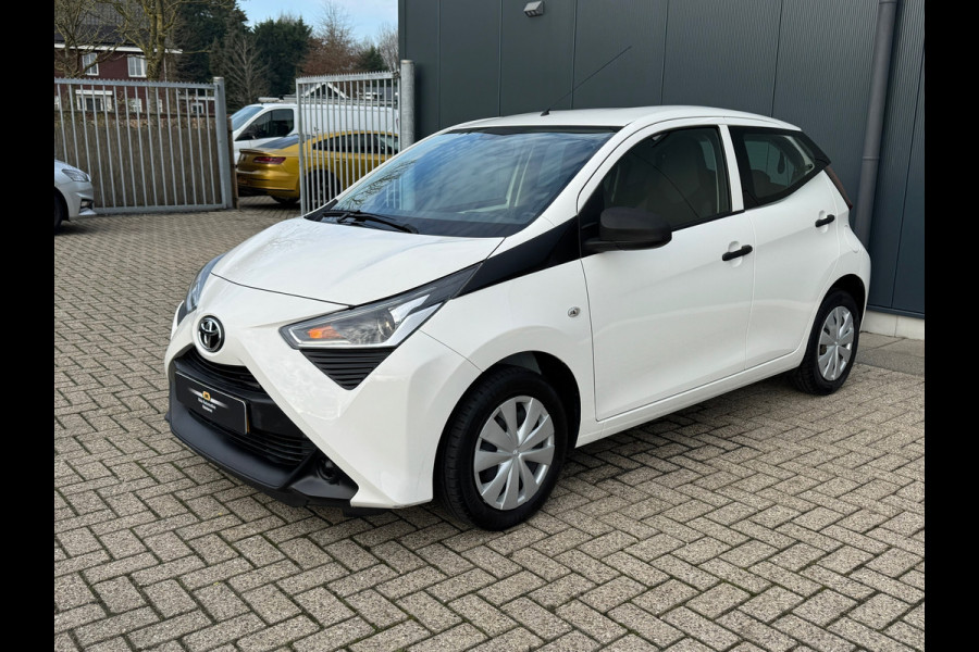 Toyota Aygo 1.0 VVT-i x * 5 deurs * Start/stop * Cruise *