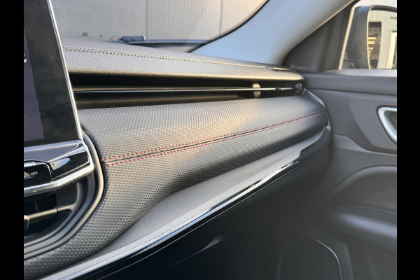 Jeep Compass 1.5T e-Hybrid High Altitude | Winterpack | Parking Pack | Panorama met kantel/schuif