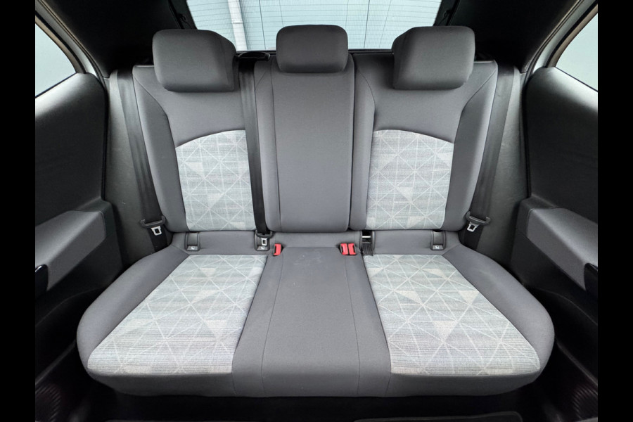 Volkswagen ID.3 First 58 kWh * Steunhaak * Navigatie * Parkeersensoren * Adaptieve Cruise *