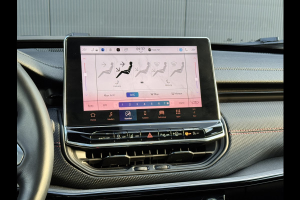 Jeep Compass 1.5T e-Hybrid High Altitude | Winterpack | Parking Pack | Panorama met kantel/schuif