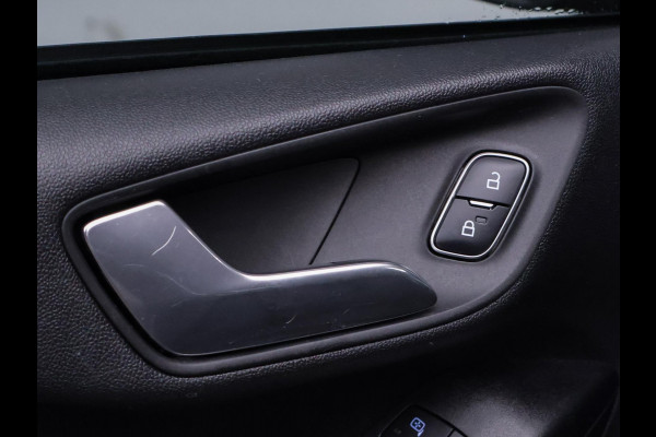 Ford Fiesta 1.1 Sport (APPLE CARPLAY,NAVI,CRUISE,LANE ASSIST,ELEKTRISCH PAKKET,SPORTSTOELEN,NETTE STAAT)