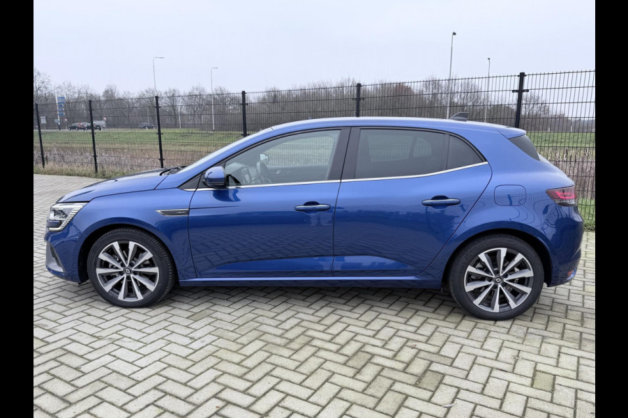 Renault Mégane Estate 1.6 E-Tech Plug-In Hybrid 160 R.S. Line | Camera | PDC | Keyless | Cruise Control | 17' LMV