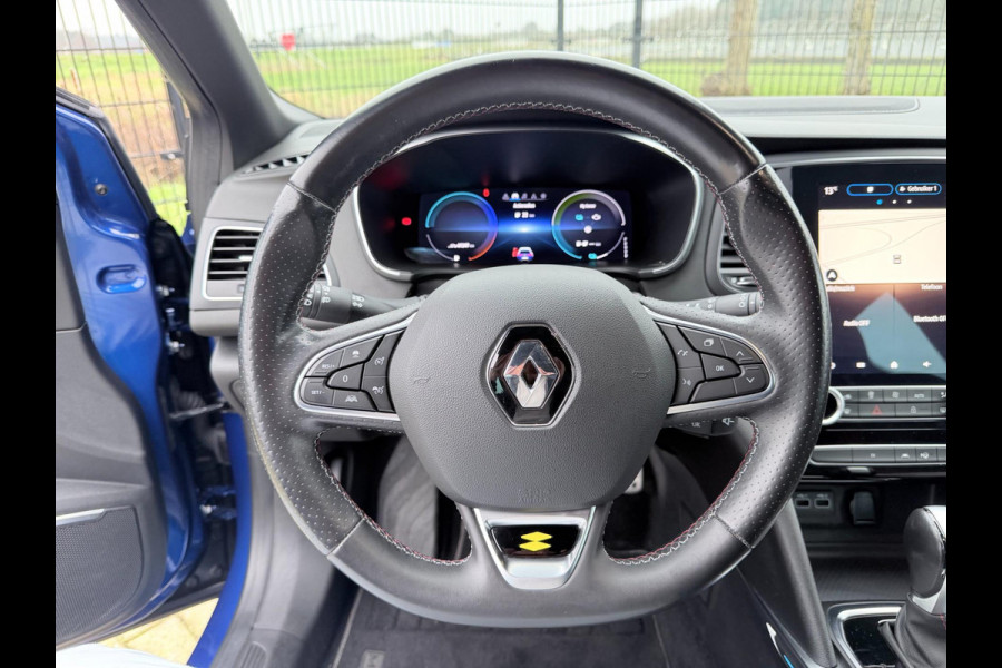 Renault Mégane Estate 1.6 E-Tech Plug-In Hybrid 160 R.S. Line | Camera | PDC | Keyless | Cruise Control | 17' LMV