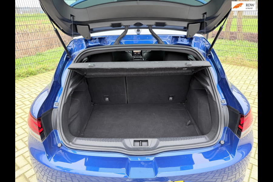 Renault Mégane Estate 1.6 E-Tech Plug-In Hybrid 160 R.S. Line | Camera | PDC | Keyless | Cruise Control | 17' LMV