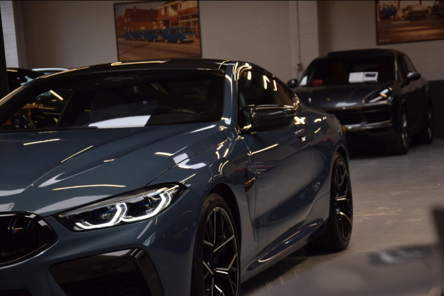 BMW 8 Serie M8 Coupe Competition Carbon Pak.|ACC|B&W|Dealer onderhouden|626pk!!|BTW