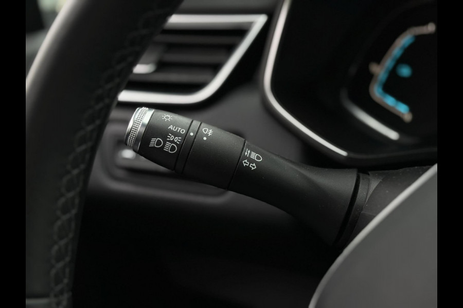 Renault Clio 1.6 E-Tech Hybrid 140 Intens | Apple Carplay/Android Auto, Camera, Cruise, Climate | Dealeronderhouden | NAP |