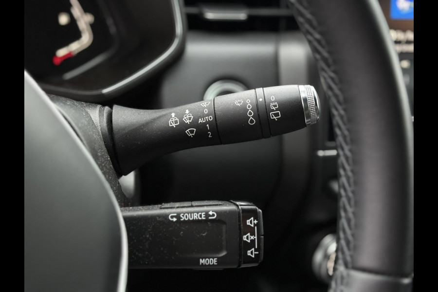 Renault Clio 1.6 E-Tech Hybrid 140 Intens | Apple Carplay/Android Auto, Camera, Cruise, Climate | Dealeronderhouden | NAP |