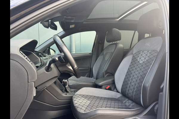 Volkswagen Tiguan 1.5 TSI R-Line Blackstyle * Panorama * Stoelverwarming * Keyless *
