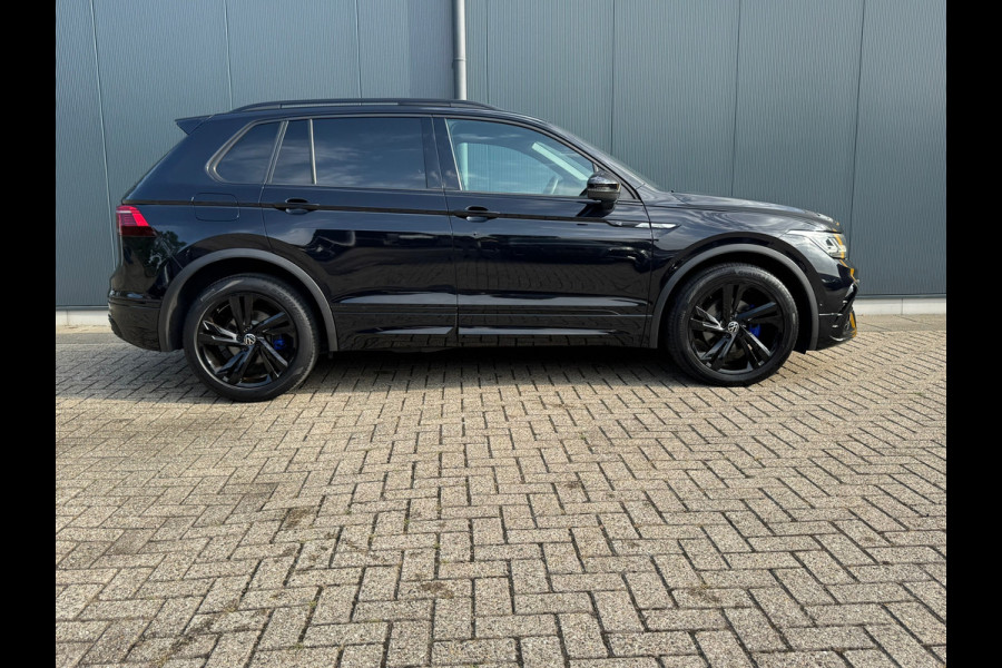 Volkswagen Tiguan 1.5 TSI R-Line Blackstyle * Panorama * Stoelverwarming * Keyless *