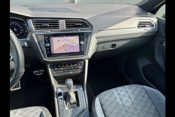 Volkswagen Tiguan 1.5 TSI R-Line Blackstyle * Panorama * Stoelverwarming * Keyless *