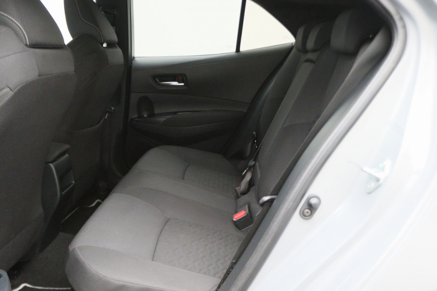 Toyota Corolla 1.8 Hybrid Business Plus ACC, Keyless, Camera, Apple Carplay, Stoel-/Stuuverw., 17"