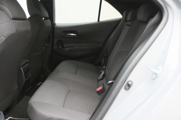 Toyota Corolla 1.8 Hybrid Business Plus ACC, Keyless, Camera, Apple Carplay, Stoel-/Stuuverw., 17"