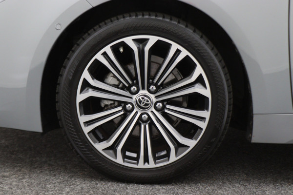 Toyota Corolla 1.8 Hybrid Business Plus ACC, Keyless, Camera, Apple Carplay, Stoel-/Stuuverw., 17"
