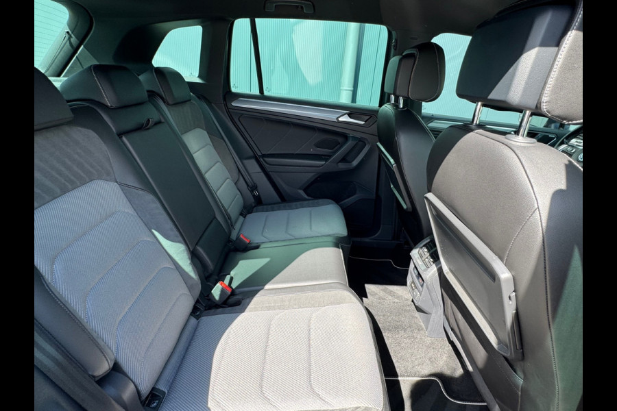 Volkswagen Tiguan 2.0 TSI 4Motion Highline R-Line * Panorama * Dynaudio * Side Assist *