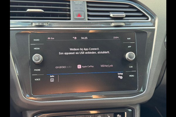 Volkswagen Tiguan 2.0 TSI 4Motion Highline R-Line * Panorama * Dynaudio * Side Assist *