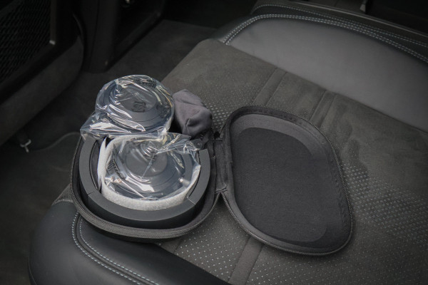 Porsche Cayenne Coupé Turbo E-Hybrid met GT Pakket | KERAMISCH | 360 CAMERA | STOELVERWARMING | STUURVERWARMING | CARBON IN & EXTERIEUR | SUEDE HEMEL