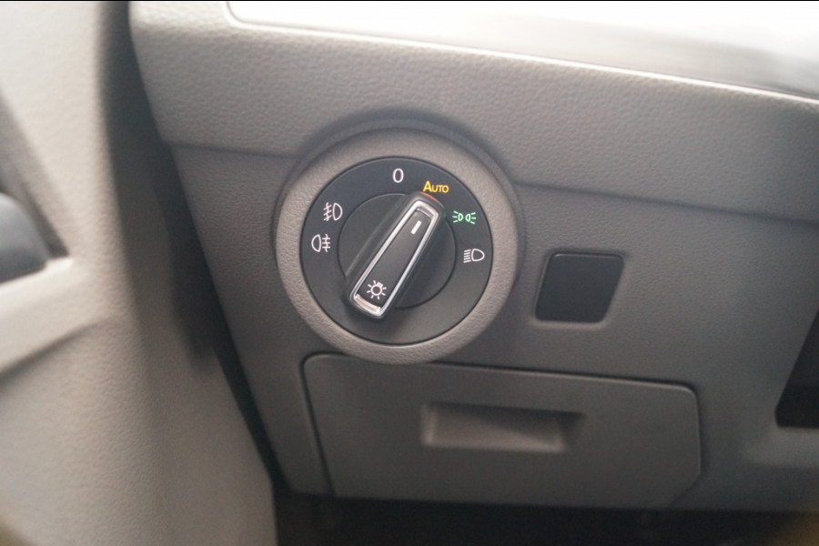 Volkswagen Transporter 2.0 TDI 150pk DSG L1-H1 Bulli -DIGI-NAVI-PDC-TREKHAAK-