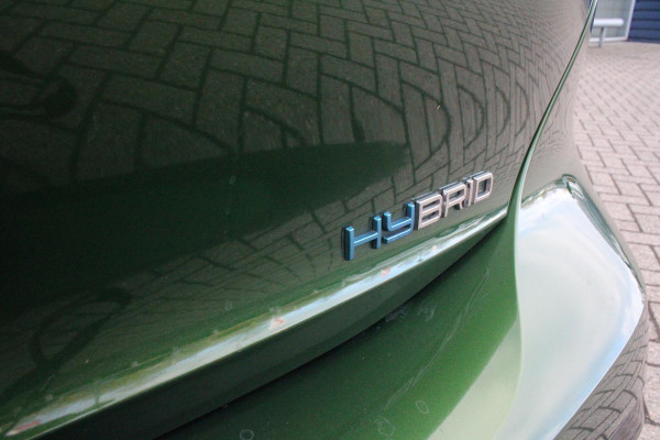 Peugeot 308 1.6 Plug-in Hybrid 225PK GT | ELEKTRISCH BEDIENBARE BESTUURDERSSTOEL MET GEHEUGENFUNCTIE | VOORSTOELEN MET VERWARMING EN MASSAGE FUNCTIE | 360° CAMERA | PARKEERSENSOREN VOOR + ACHTER | NAVIGATIE | DRAADLOZE APPLE CARPLAY/ANDROID AUTO | DAB+ RADIO | DODEHOEK DETECTIE | ADAPTIVE CRUISE CONTROL | KEYLESS ENTRY/START | 18" LICHTEMETALEN VELGEN |