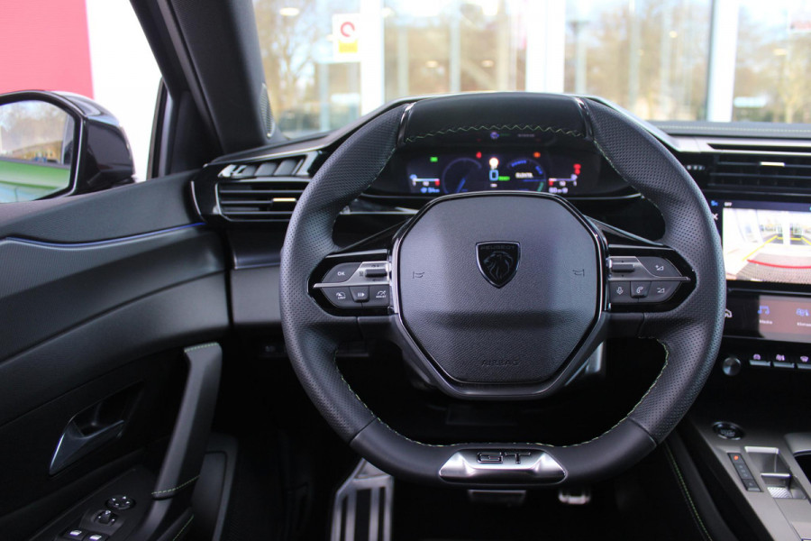 Peugeot 308 1.6 Plug-in Hybrid 225PK GT | ELEKTRISCH BEDIENBARE BESTUURDERSSTOEL MET GEHEUGENFUNCTIE | VOORSTOELEN MET VERWARMING EN MASSAGE FUNCTIE | 360° CAMERA | PARKEERSENSOREN VOOR + ACHTER | NAVIGATIE | DRAADLOZE APPLE CARPLAY/ANDROID AUTO | DAB+ RADIO | DODEHOEK DETECTIE | ADAPTIVE CRUISE CONTROL | KEYLESS ENTRY/START | 18" LICHTEMETALEN VELGEN |