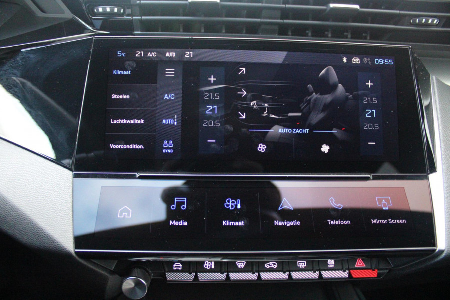 Peugeot 308 1.6 Plug-in Hybrid 225PK GT | ELEKTRISCH BEDIENBARE BESTUURDERSSTOEL MET GEHEUGENFUNCTIE | VOORSTOELEN MET VERWARMING EN MASSAGE FUNCTIE | 360° CAMERA | PARKEERSENSOREN VOOR + ACHTER | NAVIGATIE | DRAADLOZE APPLE CARPLAY/ANDROID AUTO | DAB+ RADIO | DODEHOEK DETECTIE | ADAPTIVE CRUISE CONTROL | KEYLESS ENTRY/START | 18" LICHTEMETALEN VELGEN |